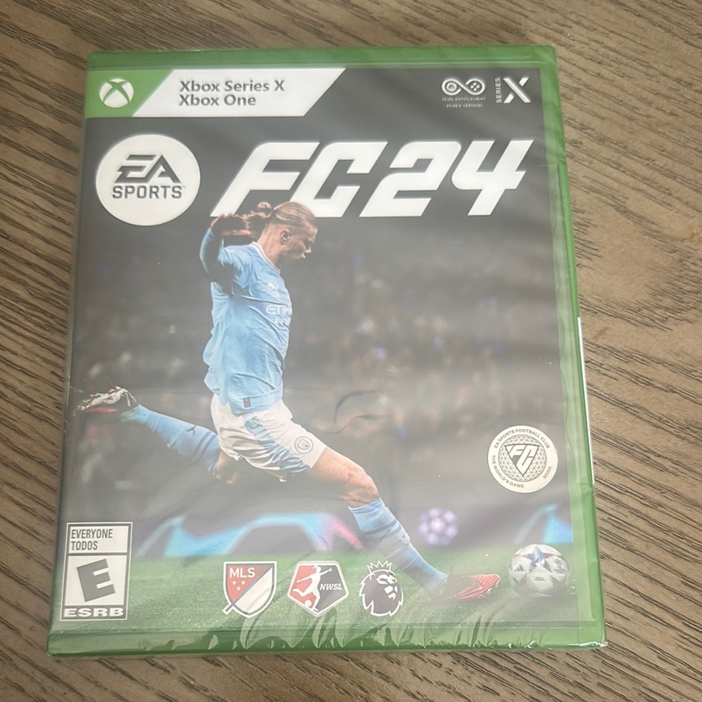FC 24 Xbox Game - Green Case